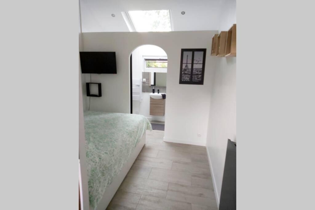 Superbe Studio 15 M²,Proche Disney, Asterix, Cdg Apartment Gressy Ngoại thất bức ảnh