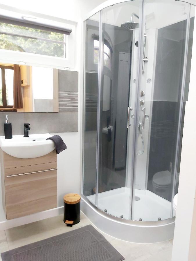 Superbe Studio 15 M²,Proche Disney, Asterix, Cdg Apartment Gressy Ngoại thất bức ảnh